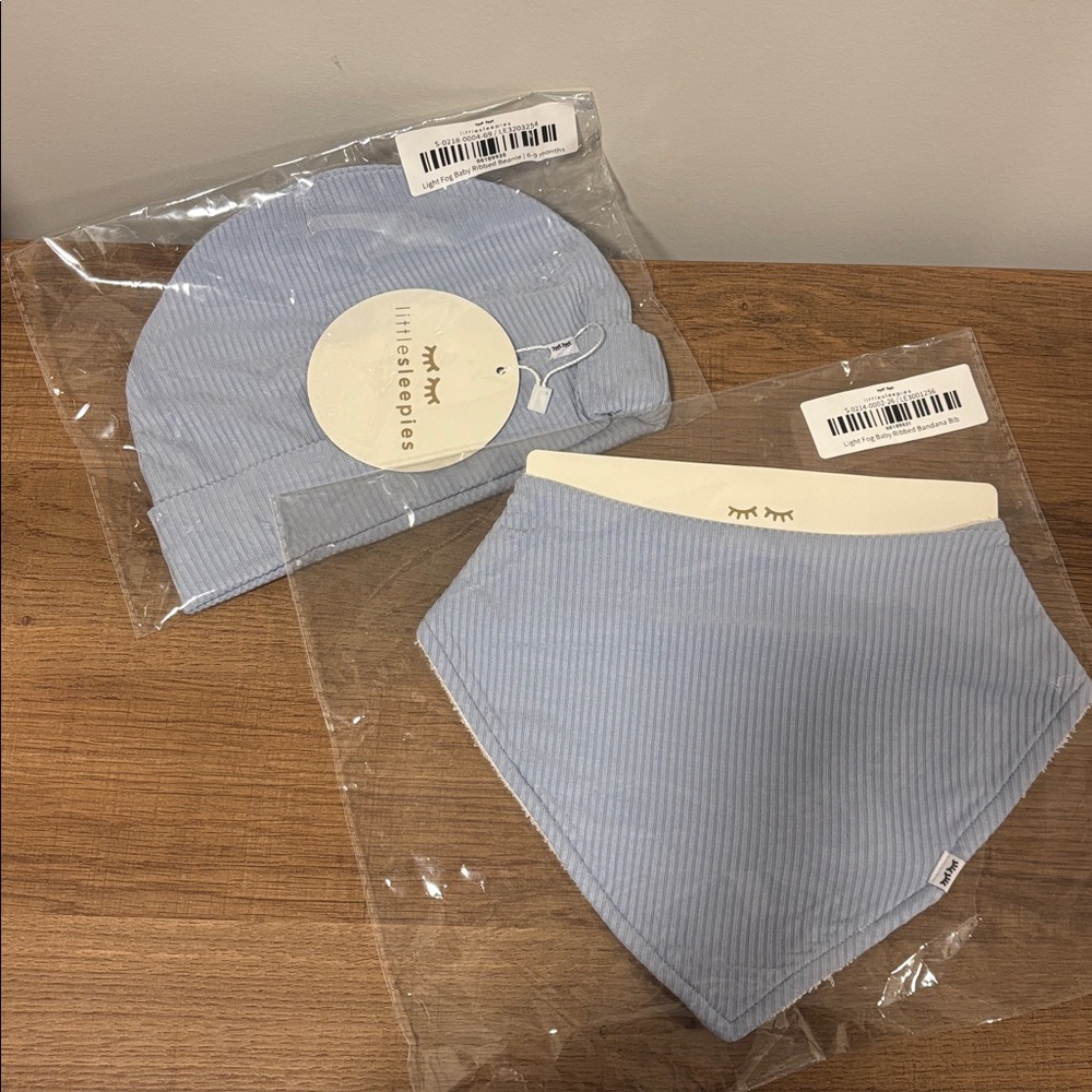 Little Sleepies light fog ribbed beanie and bib set size 6-9 months blue NWT